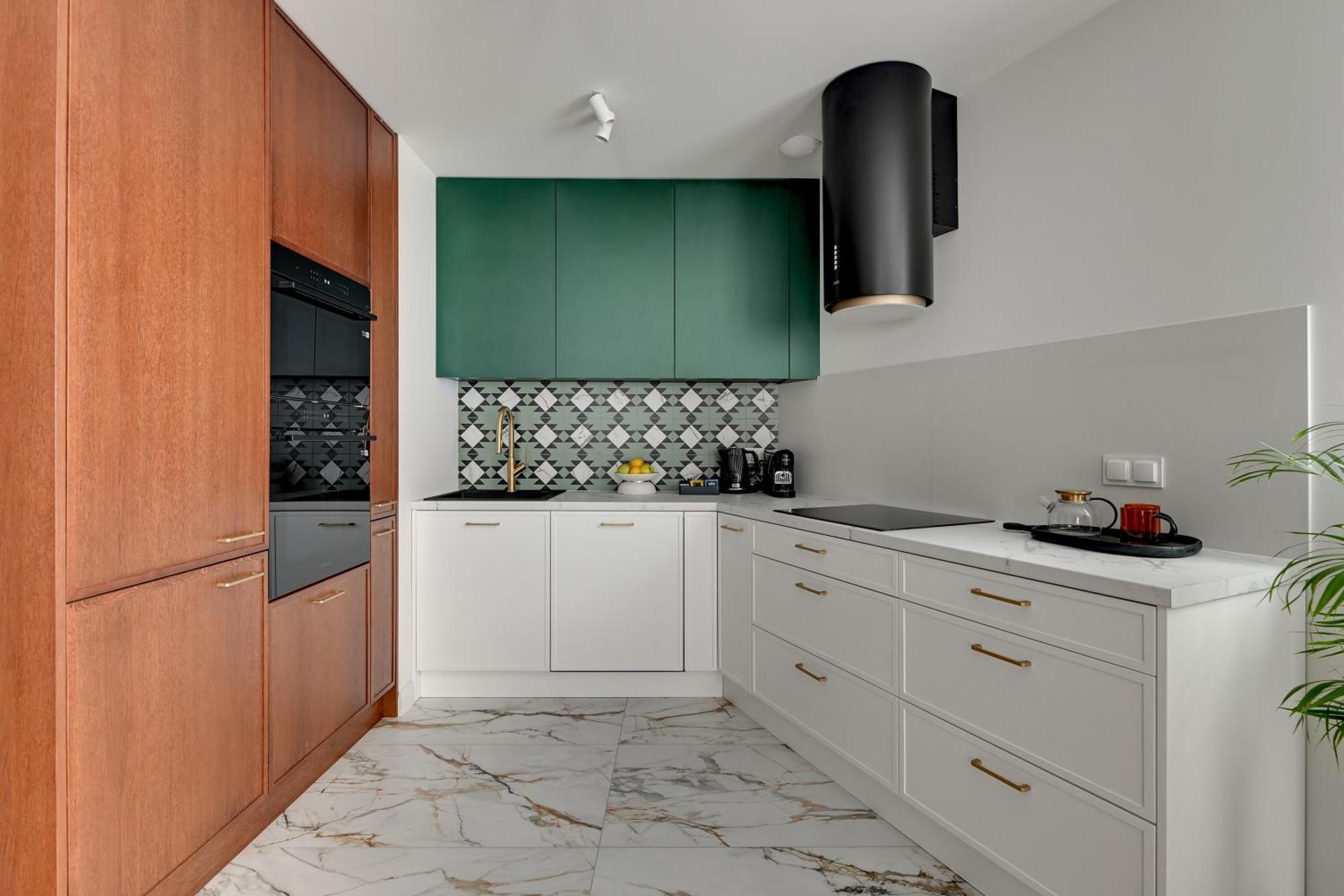 Zurawie - Food Hall, Parking & Stocznia By Downtown Leilighet *