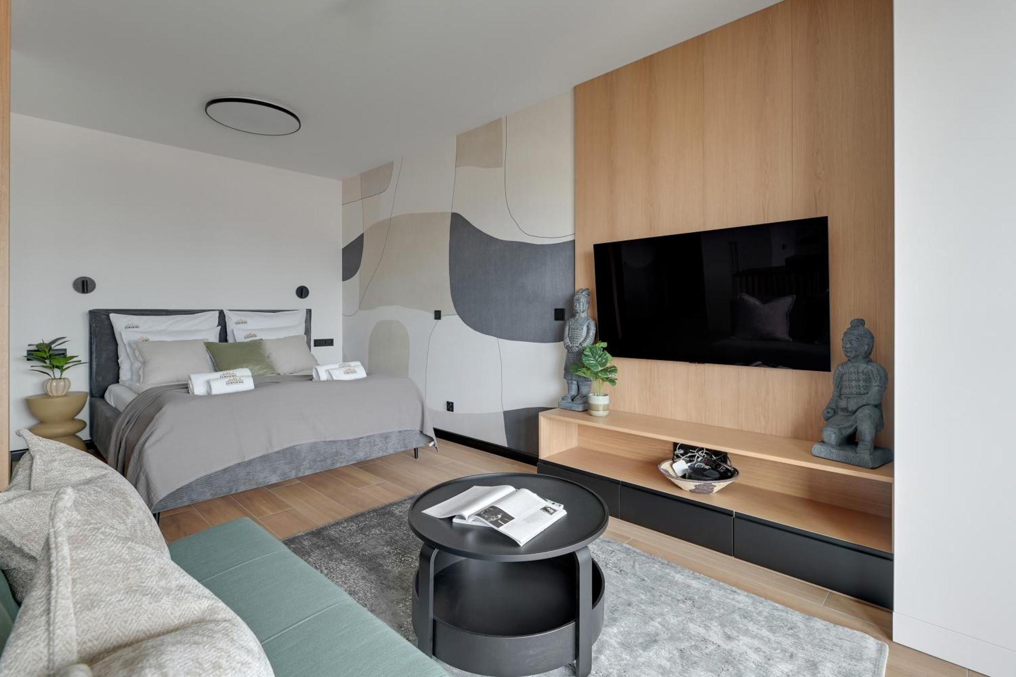 Zurawie - Food Hall, Parking & Stocznia By Downtown Gdańsk